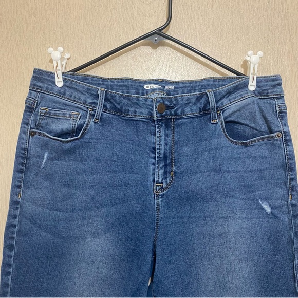 Rockstar Super Skinny Medium Wash Jeans - Old Navy - Size 14 Long - Picture 3 of 10